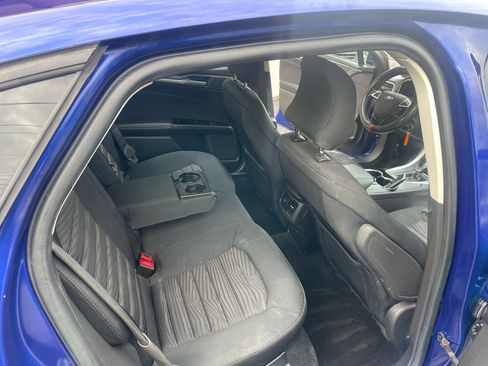 Used 2016 Ford Fusion SE image 31