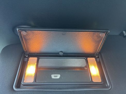 Certified 2020 Dodge Charger SXT image 26