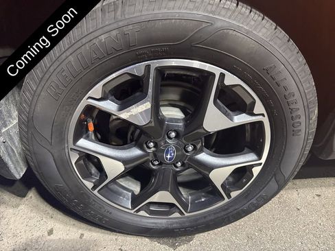 Used 2019 Subaru Crosstrek 2.0i w/ Eyesight System image 9