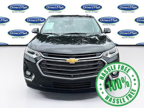 Used 2020 Chevrolet Traverse Premier FWD image 2