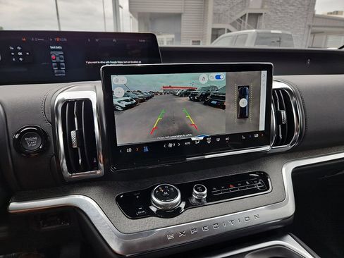 New 2026 Ford Expedition Tremor AWD/4WD image 24