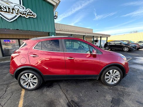 Used 2018 Buick Encore Preferred image 2