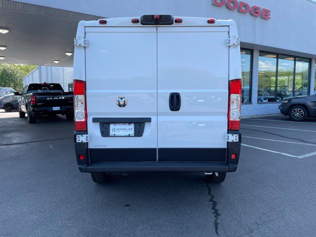 Used 2025 RAM ProMaster 2500 w/ Convenience Group FWD image 6