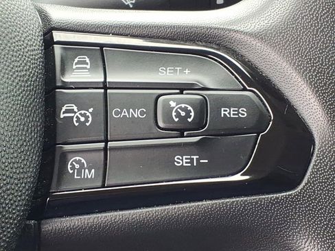 Used 2023 RAM ProMaster 3500 w/ Driver Convenience Group image 11