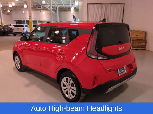 Certified 2024 Kia Soul LX FWD image 6