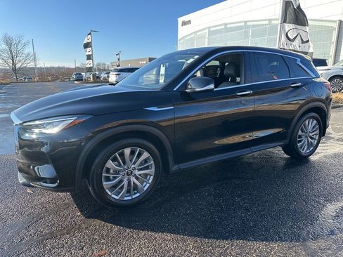 Certified 2025 INFINITI QX50 Pure image 7