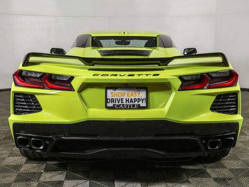 Used 2021 Chevrolet Corvette Stingray w/ Z51 Performance Package image 18