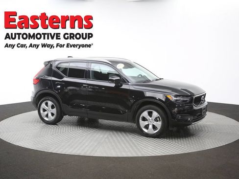 Used 2022 Volvo XC40 T5 Momentum AWD/4WD image 47
