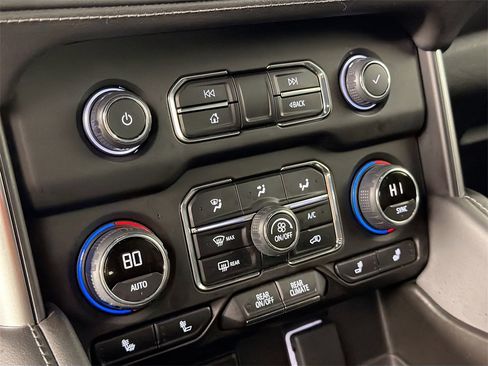 Used 2022 Chevrolet Tahoe LT image 15