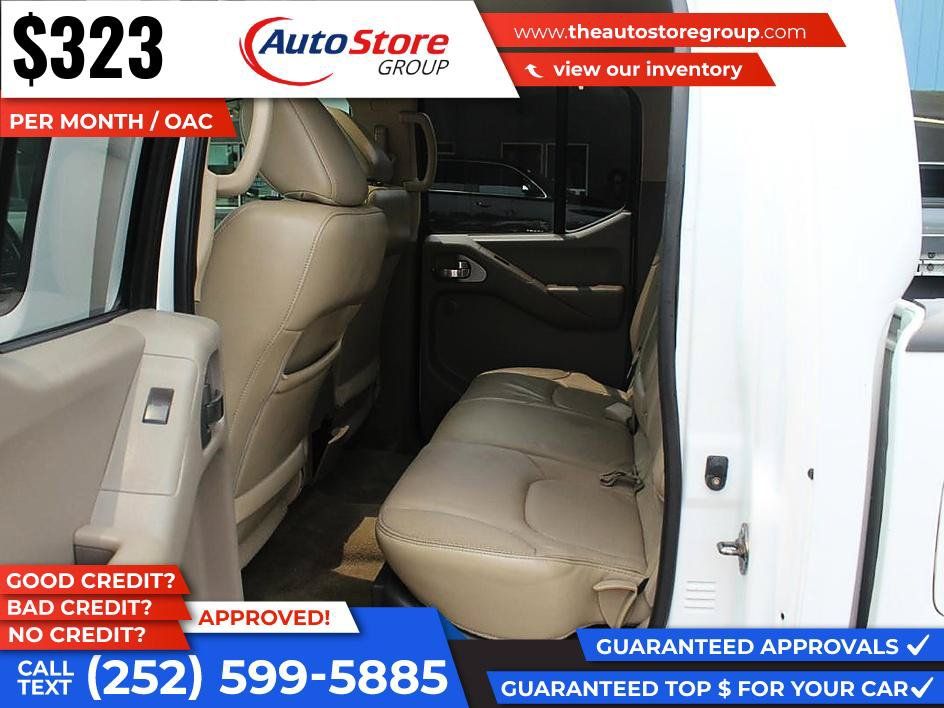 Used 2011 Nissan Frontier SL w/ Moonroof Pkg AWD/4WD image 10