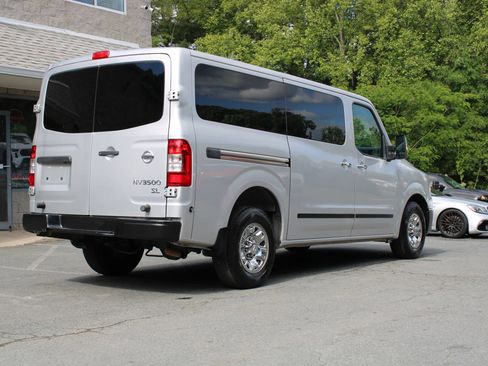 Used 2020 Nissan NV 3500 SL RWD image 7
