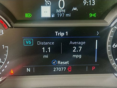 Used 2025 Cadillac XT6 Premium Luxury image 19