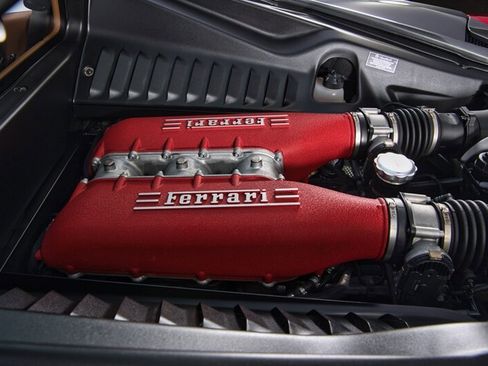 Used 2013 Ferrari 458 Italia Coupe RWD image 39