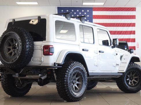 Used 2018 Jeep Wrangler Unlimited Rubicon AWD/4WD image 60