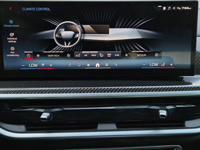 Used 2025 BMW X5 M60i AWD/4WD image 18