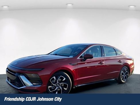 Used 2024 Hyundai Sonata SEL AWD/4WD image 1
