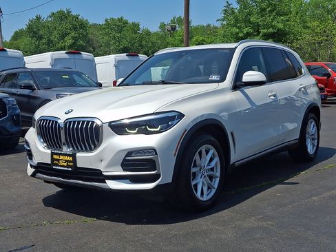 Used 2019 BMW X5 xDrive40i w/ Convenience Package AWD/4WD image 3