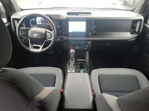 Used 2022 Ford Bronco Big Bend image 11