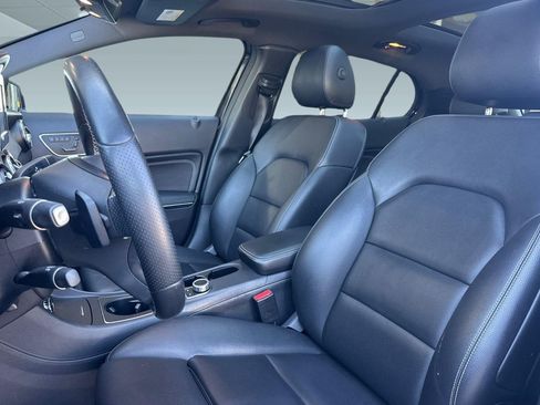 Certified 2017 Mercedes-Benz GLA 250 4MATIC image 22