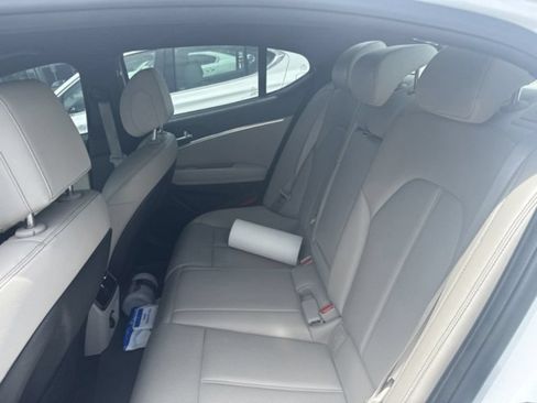Used 2023 Genesis G70 2.0T AWD/4WD image 10