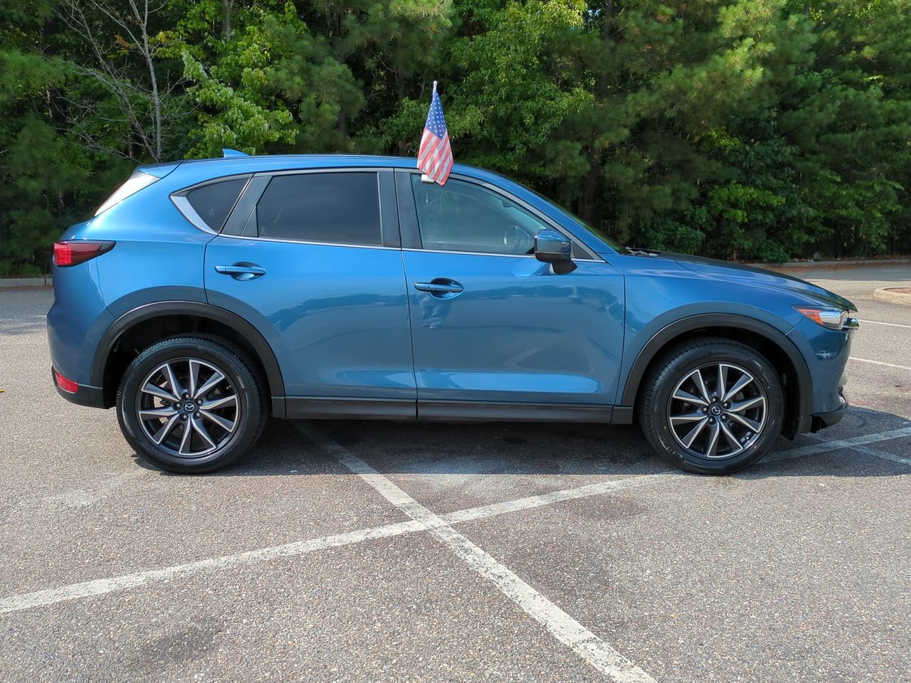 Used 2018 MAZDA CX-5 Touring AWD/4WD image 3