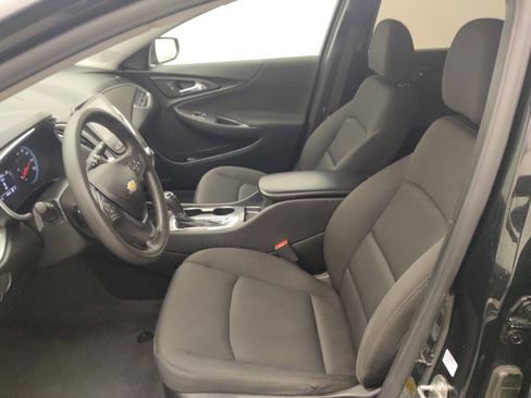 Used 2019 Chevrolet Malibu LS image 17