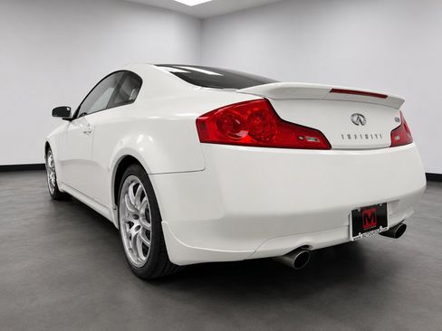 Used 2007 INFINITI G35 Coupe w/ Premium Pkg RWD image 4