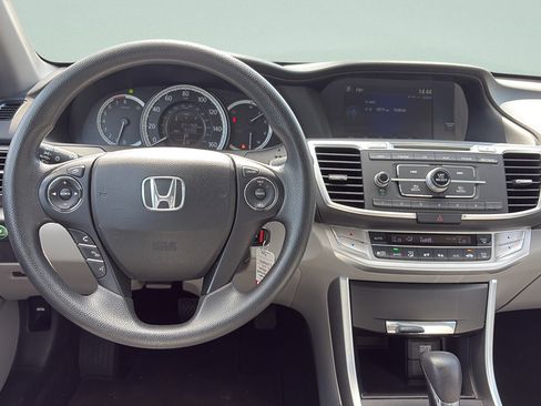 Used 2015 Honda Accord LX image 12