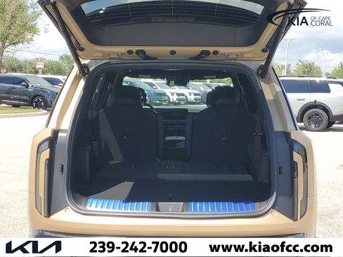 New 2027 Kia Telluride SX X-Line w/ Towing Package AWD/4WD image 10