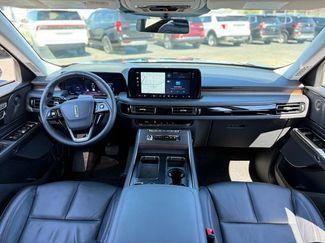 Used 2025 Lincoln Aviator Reserve w/ Illumination Package video 2