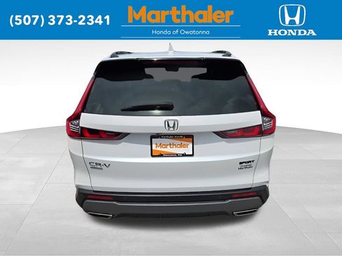 Used 2024 Honda CR-V Sport Touring image 4