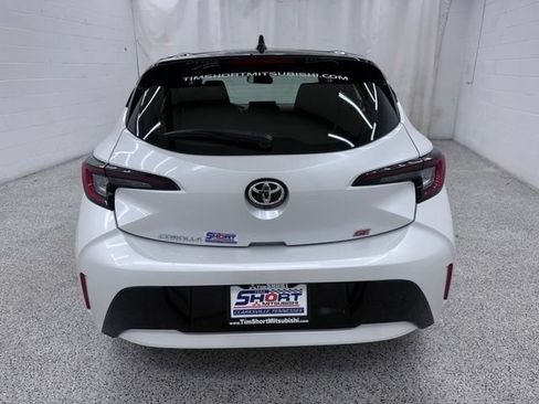 Used 2023 Toyota Corolla SE FWD image 3