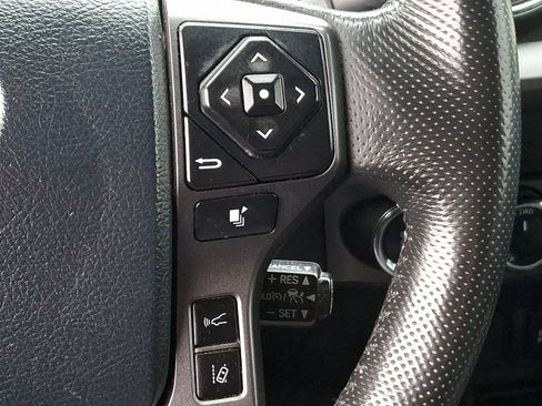 Certified 2020 Toyota Tacoma TRD Sport image 21