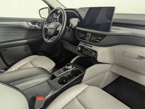 Used 2023 Ford Escape SE image 25