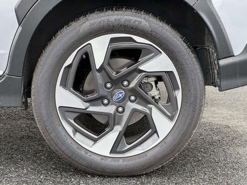 Certified 2025 Subaru Crosstrek 2.5i Limited w/ Crosstrek Mirror Package AWD/4WD image 9