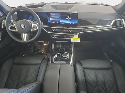 Used 2026 BMW X5 sDrive40i w/ M Sport Package RWD image 7