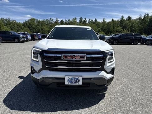 New 2026 GMC Terrain Elevation w/ LPO, Floor Liner Package image 30