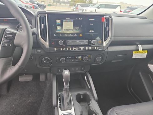 New 2026 Nissan Frontier SV w/ All-Weather Content Package AWD/4WD image 22