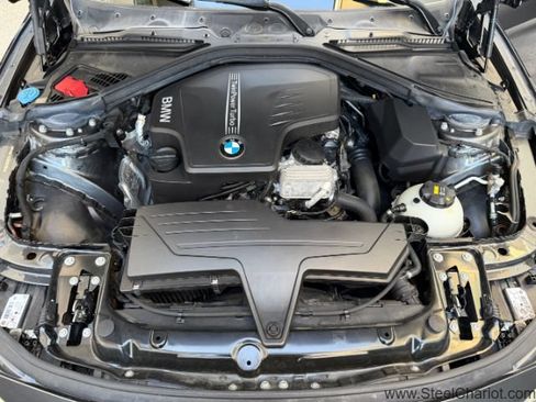 Used 2018 BMW 320i Sedan RWD image 22