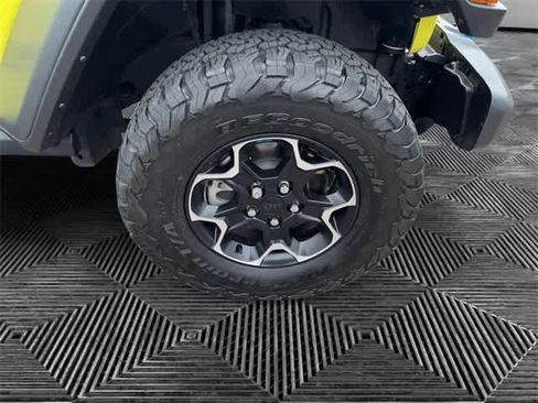 Used 2023 Jeep Wrangler Unlimited Rubicon 4xe w/ Cold Weather Group image 15