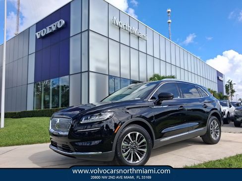 Used 2023 Lincoln Nautilus Reserve FWD image 1