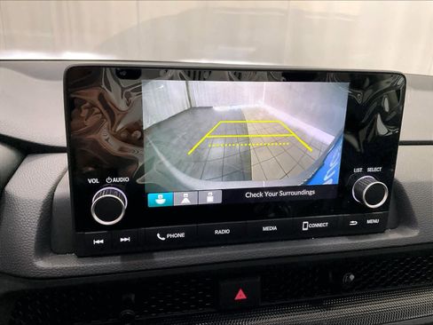 Used 2025 Honda CR-V LX image 19