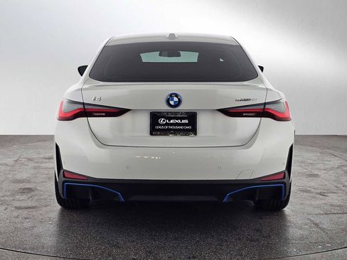 Used 2023 BMW i4 eDrive40 RWD image 4