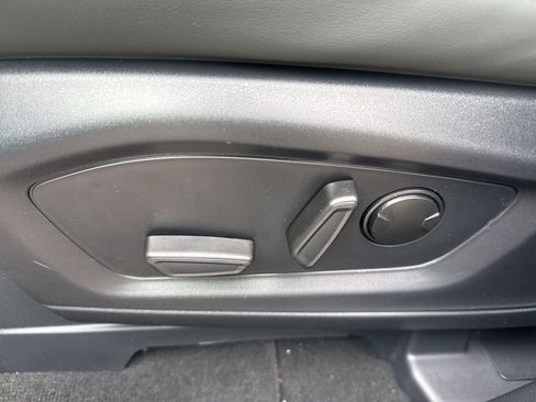 New 2026 Ford Explorer Active w/ Active Comfort Package image 8