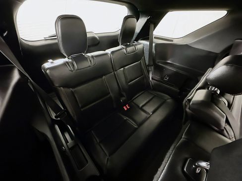 Used 2021 Ford Explorer ST w/ Equipment Group 401A image 29