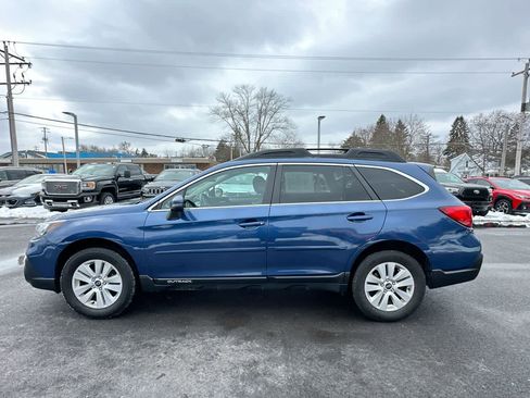 Used 2019 Subaru Outback 2.5i Premium image 10