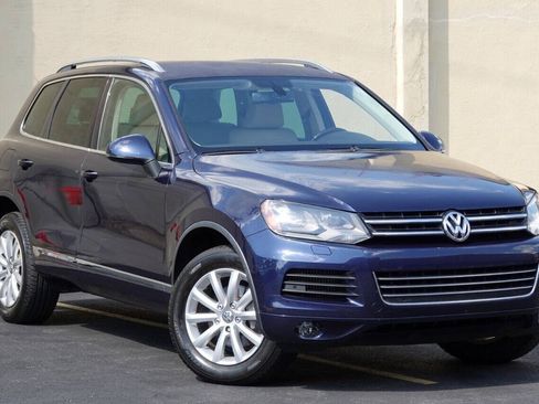 Used 2012 Volkswagen Touareg Sport AWD/4WD image 83