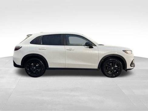 New 2026 Honda HR-V Sport image 8