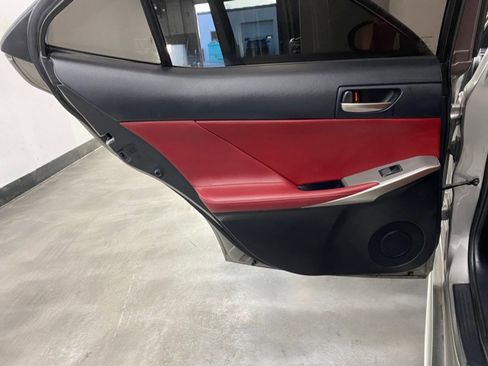 Used 2018 Lexus IS 300 F Sport image 44