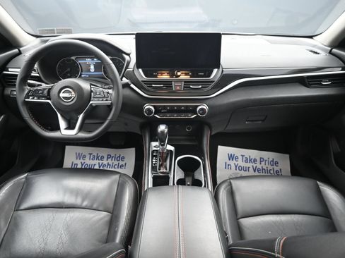 Used 2023 Nissan Altima 2.5 SR w/ SR Premium Package FWD image 23